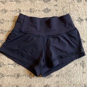 Lululemon High-Waisted Hotty Hot Shorts